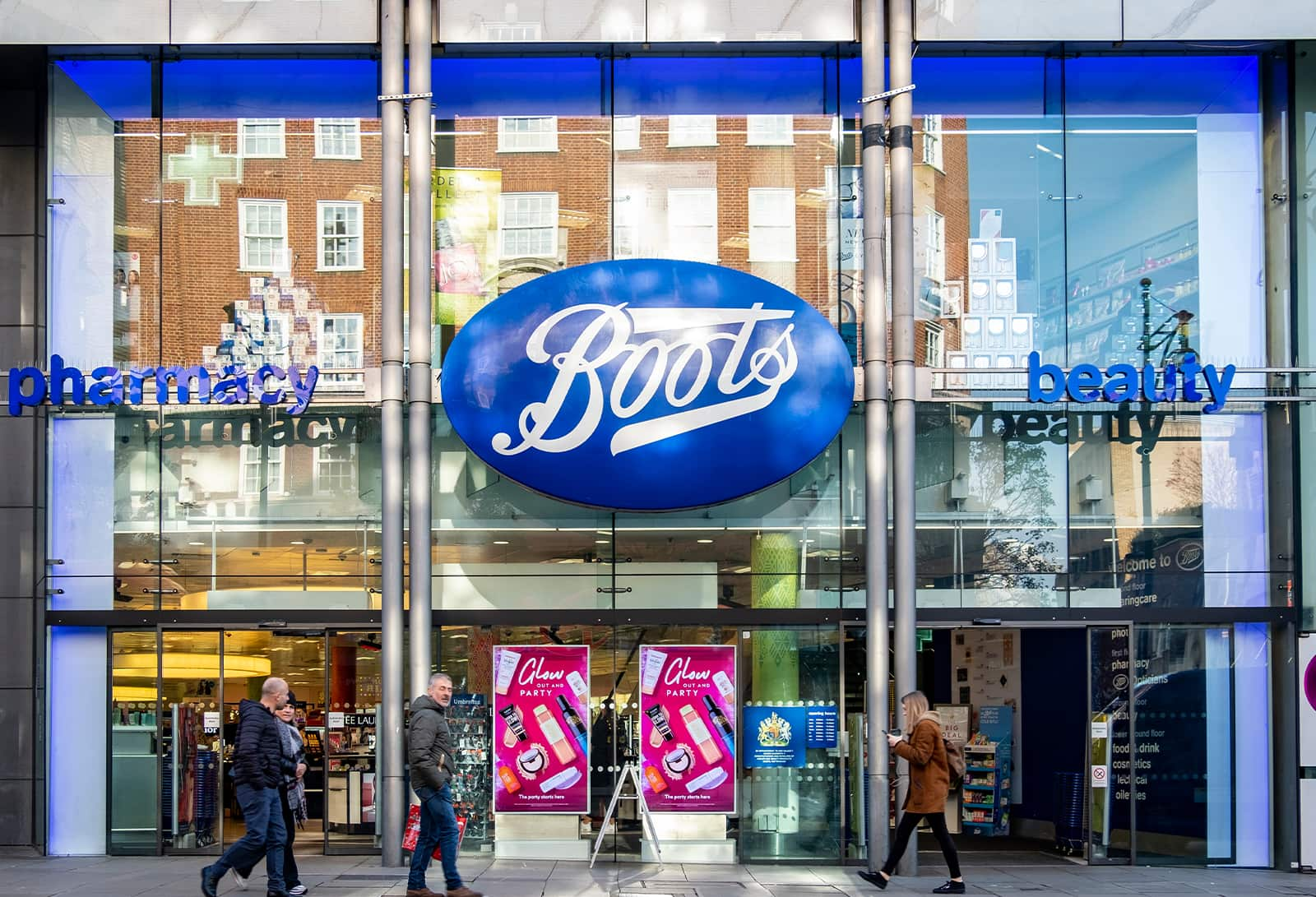 BeautyMatter 300 UK Boots Stores to Close Over the Next Year